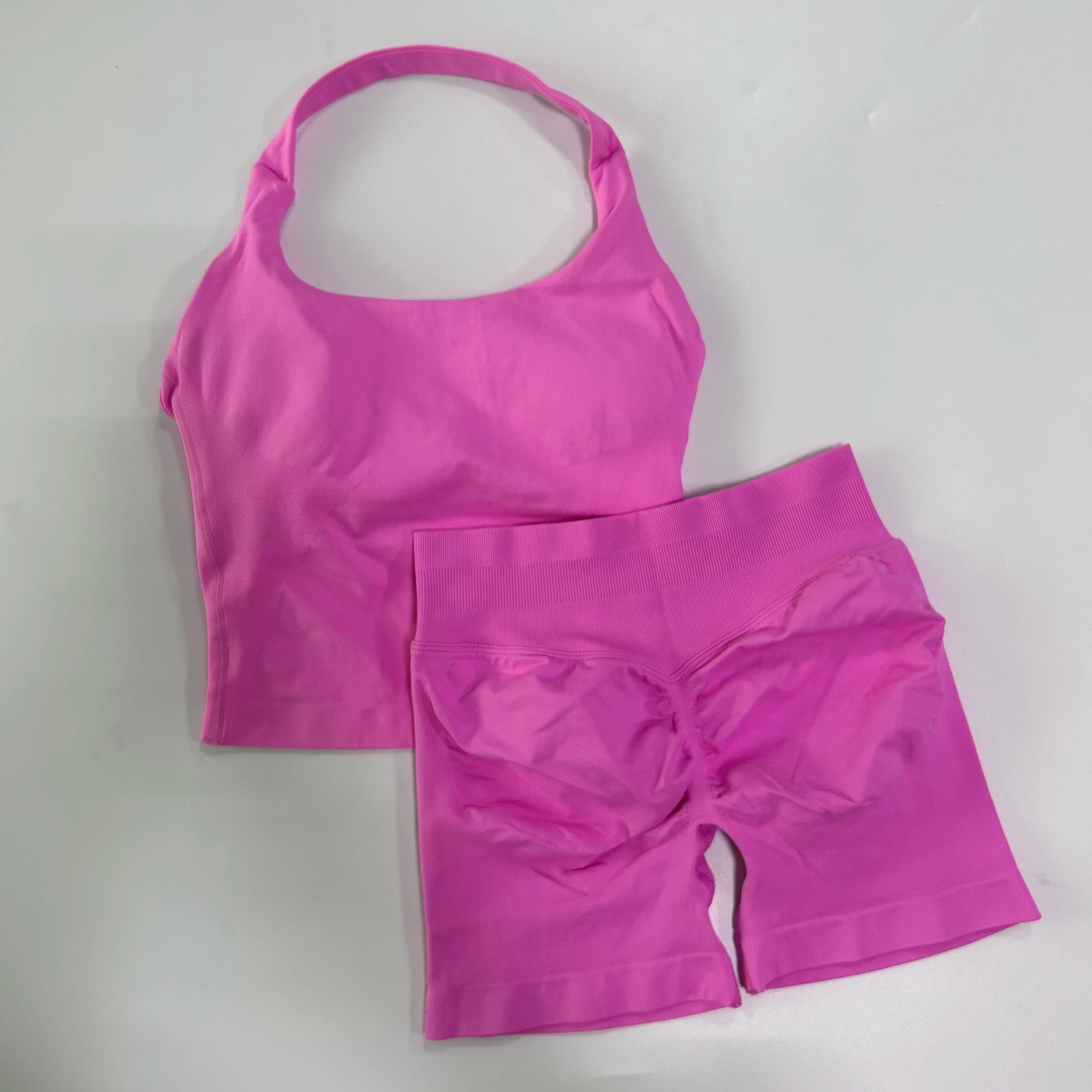 Conjunto de gimnasio de 2 piezas para Yoga para mujer, Tops con cuello Halter y espalda descubierta, pantalones cortos sin costuras de cintura alta, traje de gimnasio, sujetadores deportivos, ropa deportiva, conjuntos de entr