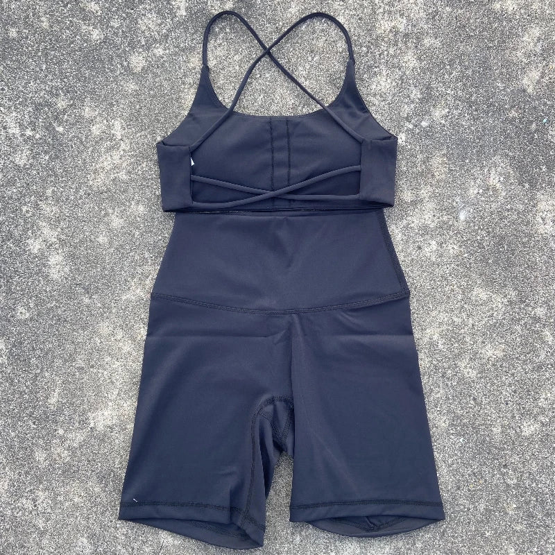 Conjunto de Yoga de 2 piezas para mujer, conjunto deportivo para gimnasio, traje de entrenamiento, traje de Fitness, sujetador con correas cruzadas, pantalones cortos de cintura alta, chándal para correr